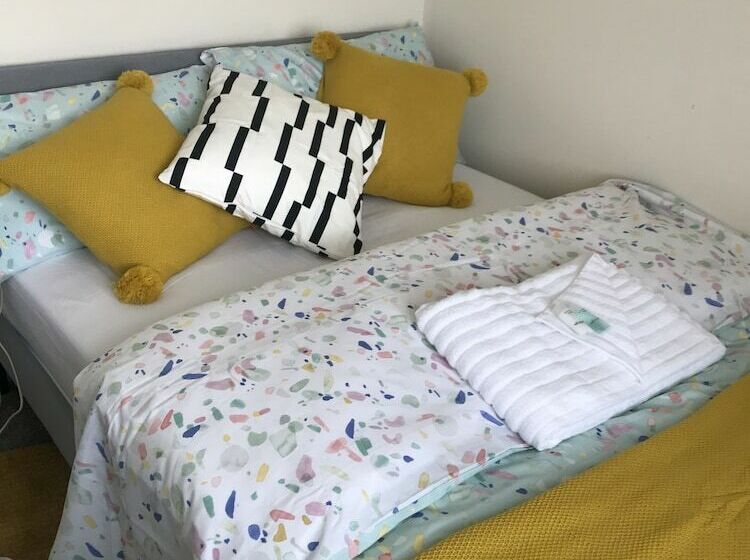 Residentie Stunning 5 Bed House In Erith, Greater London