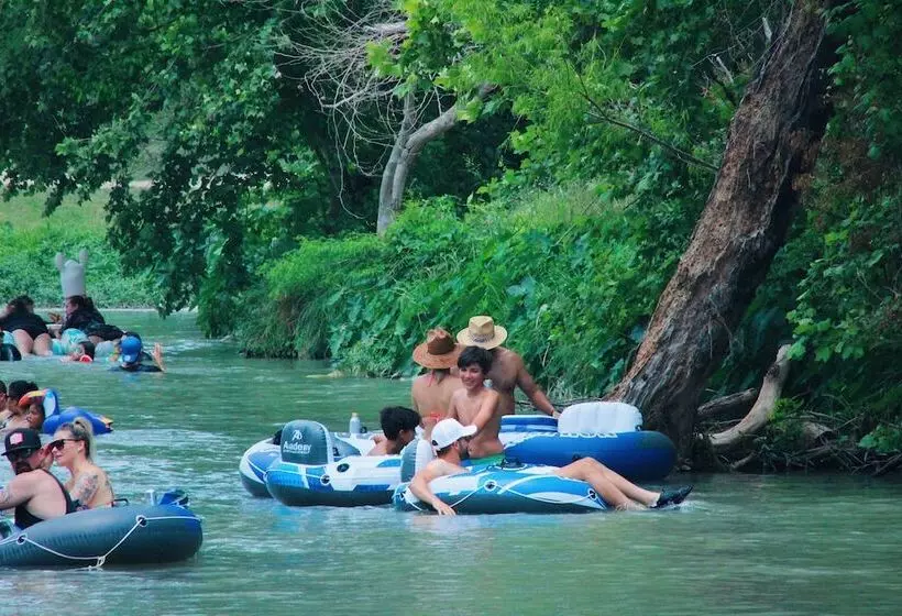 Son S Blue River Camp Glamping Cabin N