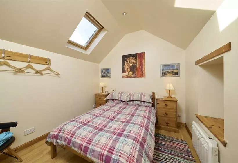 The Smithy House & Cottages