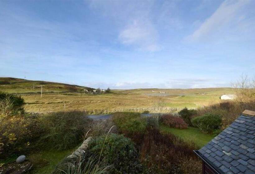 The Smithy House & Cottages