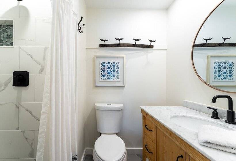 A Place In Paradise By Avantstay Key West Walkable W/ Shared Pool Week Long Stays Only