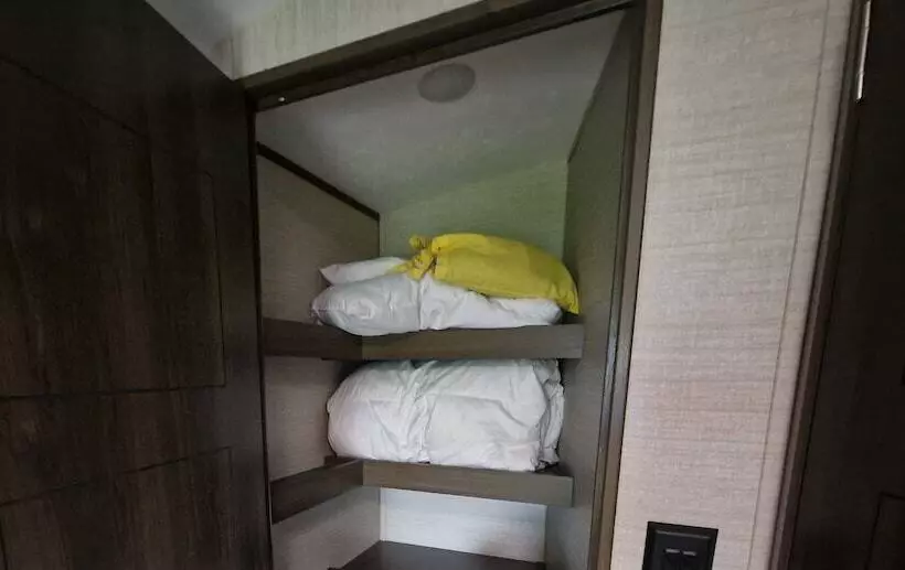 American Rv   Dog Friendly   Peaceful Location