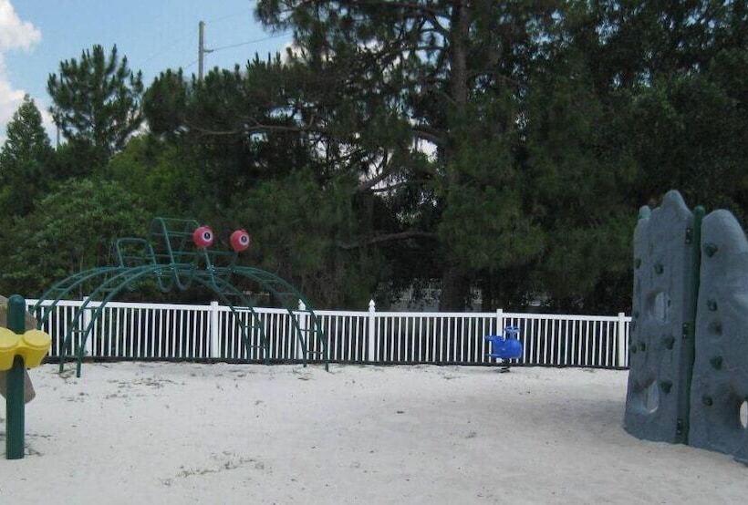 Charming Home With Private Pool And Electric Fire Place! #4bc110