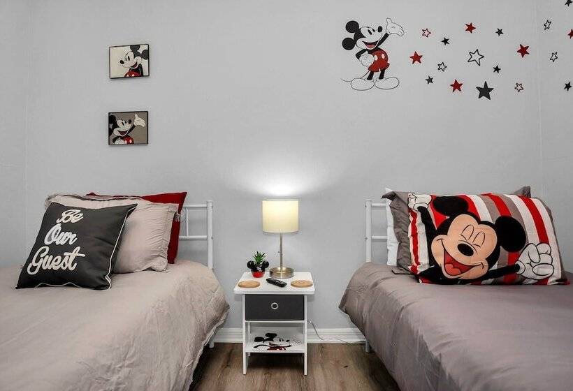 Charming Home With Private Pool And Electric Fire Place! #4bc110