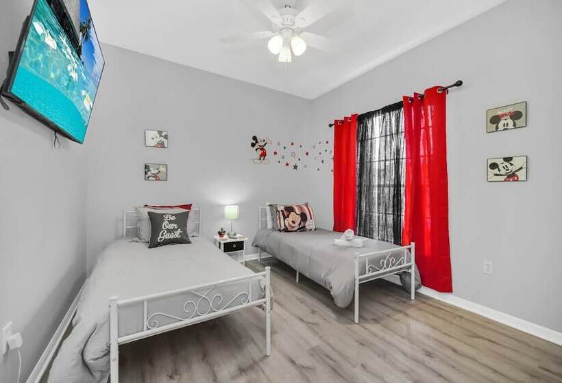 Charming Home With Private Pool And Electric Fire Place! #4bc110