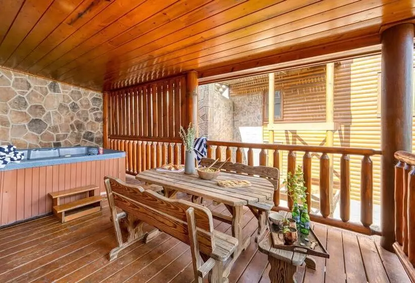 Delmont By Avantstay Sleeps 20! Expansive Views In A Cabin Community