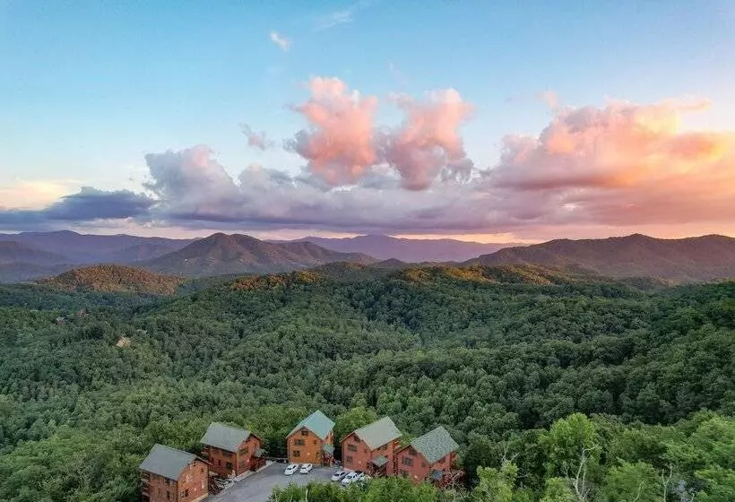 Delmont By Avantstay Sleeps 20! Expansive Views In A Cabin Community