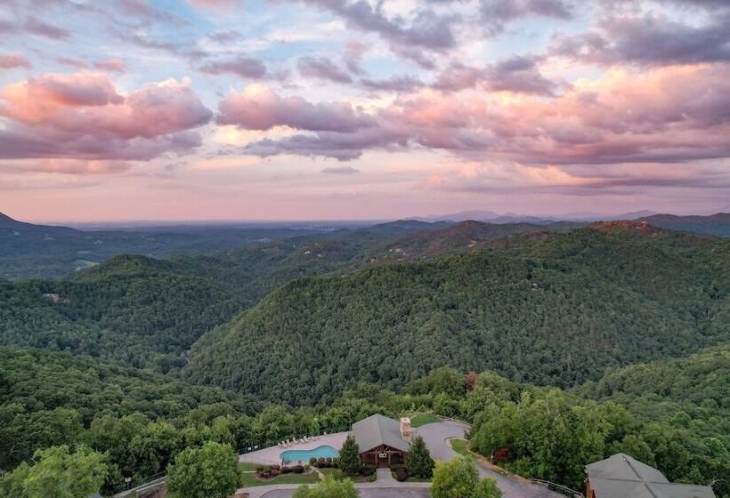 Delmont By Avantstay Sleeps 20! Expansive Views In A Cabin Community