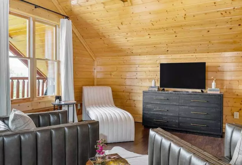 Delmont By Avantstay Sleeps 20! Expansive Views In A Cabin Community