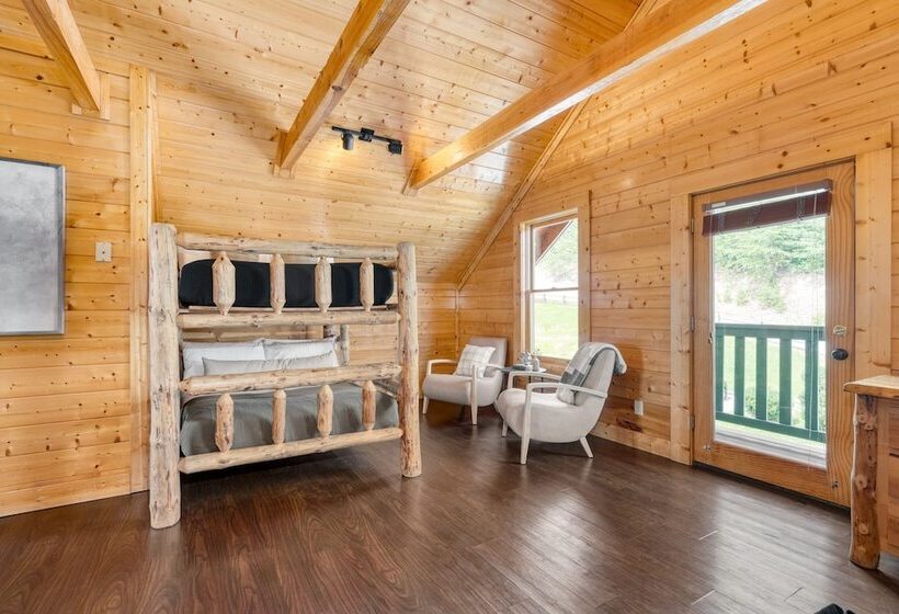 Delmont By Avantstay Sleeps 20! Expansive Views In A Cabin Community