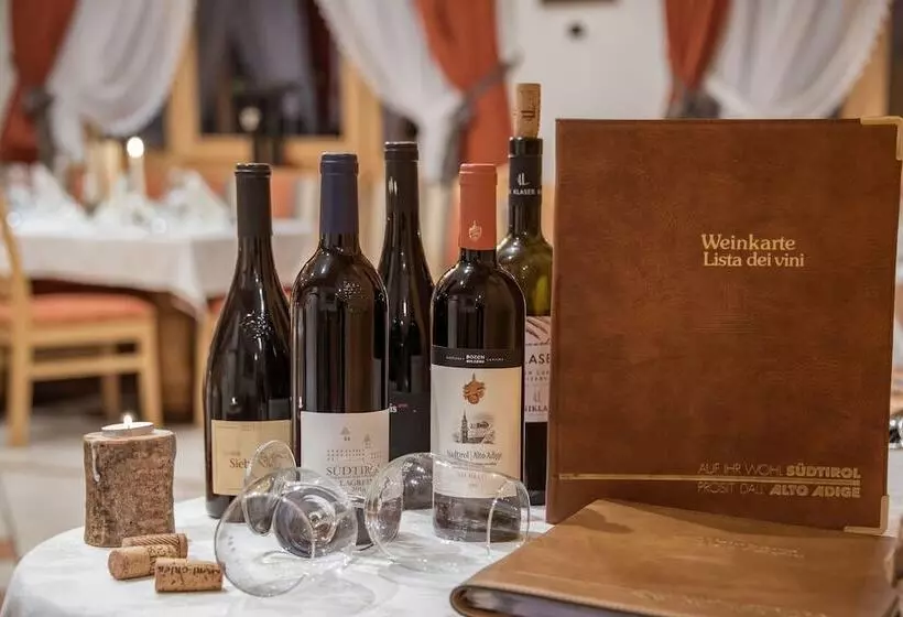 簡易ホテル Naturhotel Waldheim