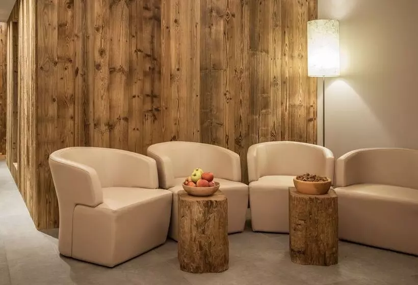 簡易ホテル Naturhotel Waldheim