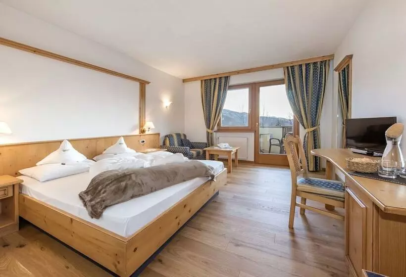 簡易ホテル Naturhotel Waldheim