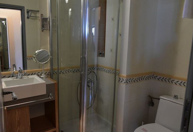 호텔 Kiriaki Guesthouse & Suites