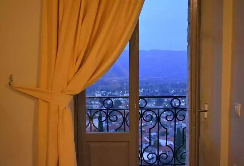 ホテル Kiriaki Guesthouse & Suites