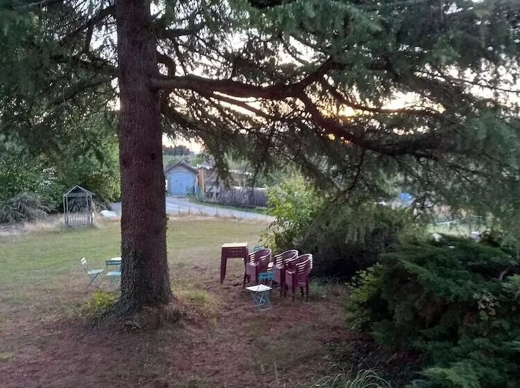 ホテル Les Remparts