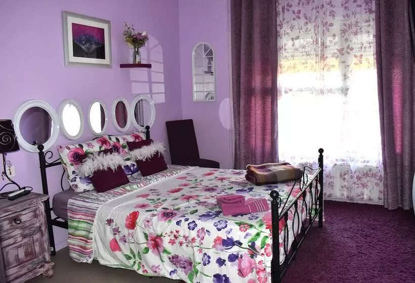 ホテル Les Remparts