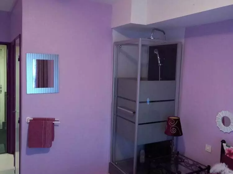 ホテル Les Remparts