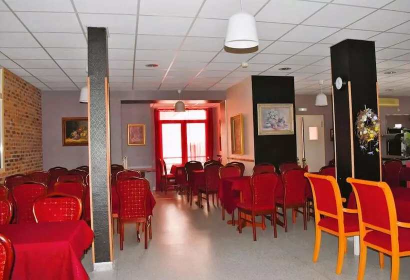 ホテル Les Remparts