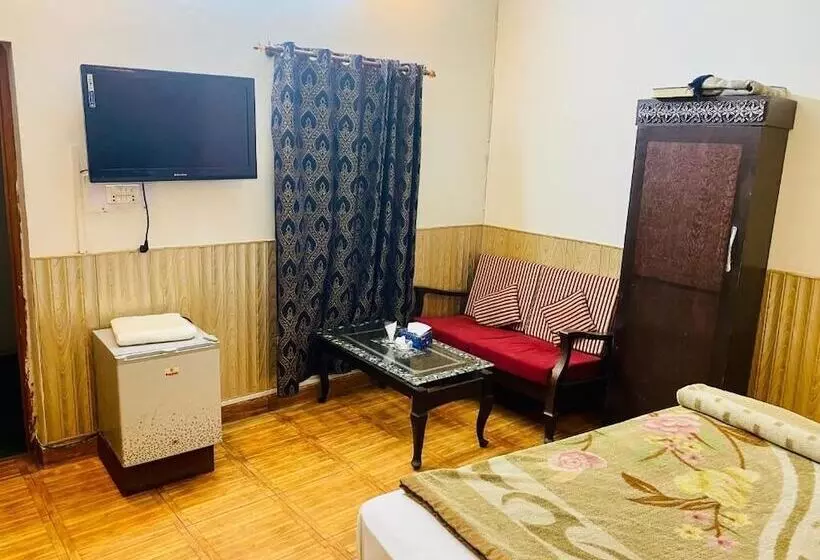 هتل Mehran Multan