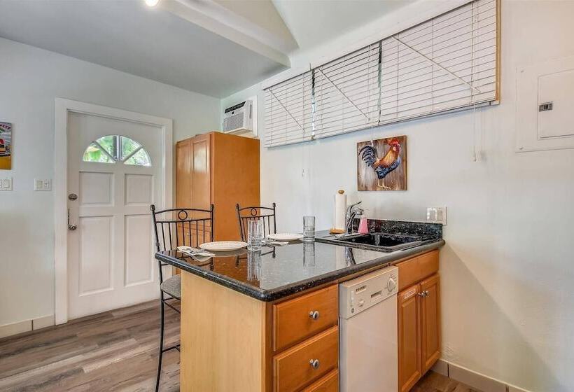 Ibis By Avantstay Close To Duval Street W/ Shared Pool Month Long Stays Only