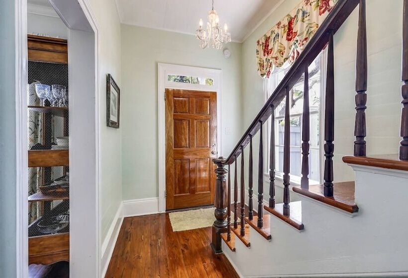 Lighthouse Villa By Avantstay Walk To Southernmost Point W/ Private Pool & Patio Month Long Stays