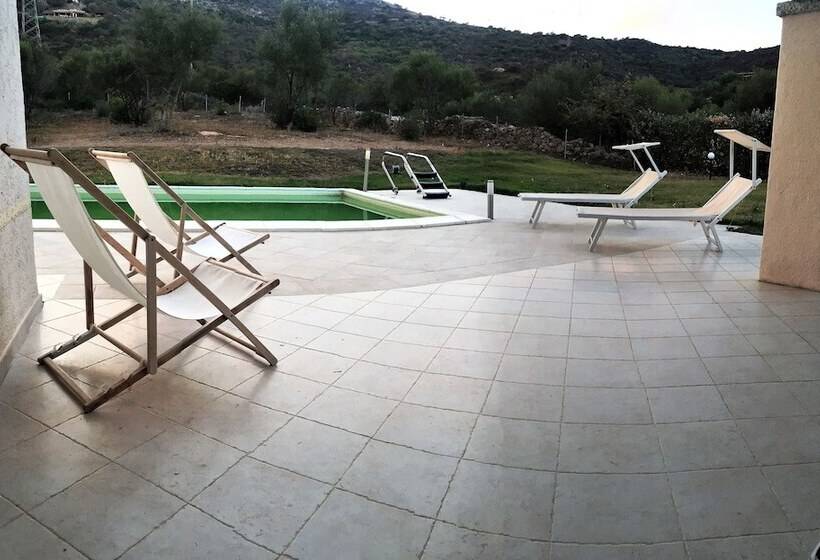 펜션 San Teodoro Exclusive Villas