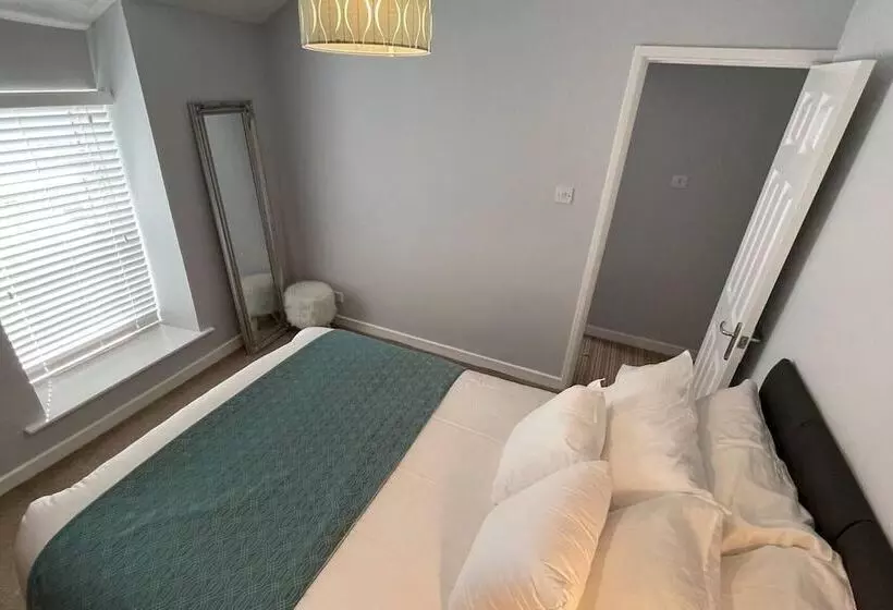 Residenssi 2 Bed Cottage Close To Bike Park Wales & Penfan