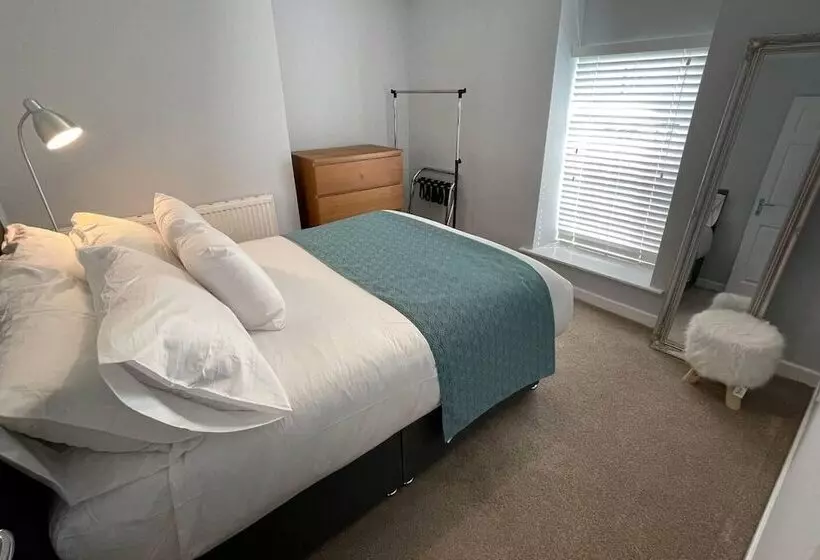 Residenssi 2 Bed Cottage Close To Bike Park Wales & Penfan