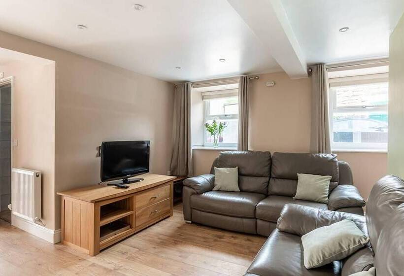 レジデンス Beautiful 2 Bed House In Egremont Milo S Place