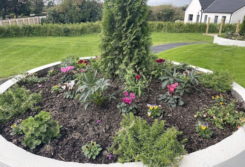 إقامة Beautiful 3 Bed House In Sunny Killough Down