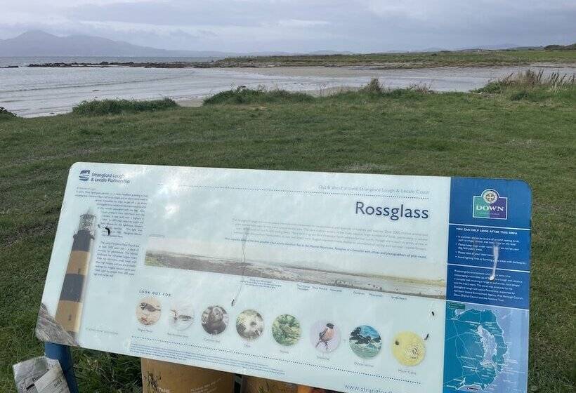 إقامة Beautiful 3 Bed House In Sunny Killough Down