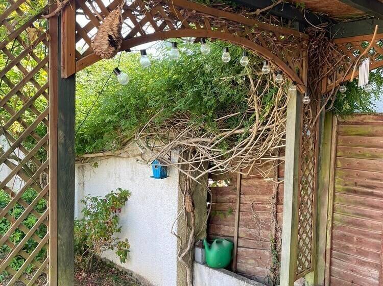 Residenssi Beautiful, Spacious 4 Bed House In Brixham