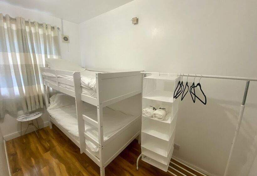 اقامتگاه Lovely And Cosy House In Cardiff, South Wales