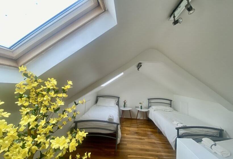 اقامتگاه Lovely And Cosy House In Cardiff, South Wales