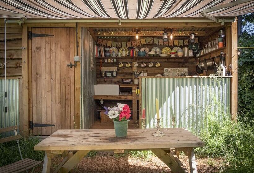 Orion 4 Person Stunning Lotus Belle Tent