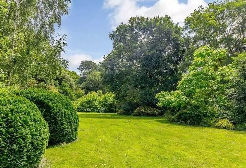 Orion 4 Person Stunning Lotus Belle Tent