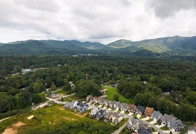 Sweetgum By Avantstay Black Mountain Retreat W/ Covered Deck
