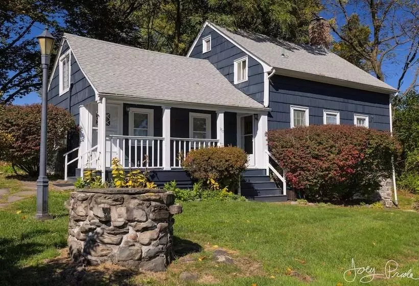 Aamiaismajoitus (B&B) Cromwell Manor Inn