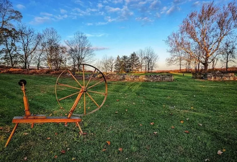 Aamiaismajoitus (B&B) Cromwell Manor Inn