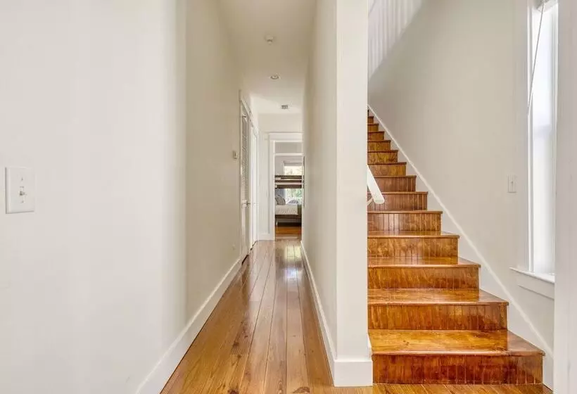 Bellview By Avantstay Gorgeous Home W/ Multiple Balconies & Living Areas