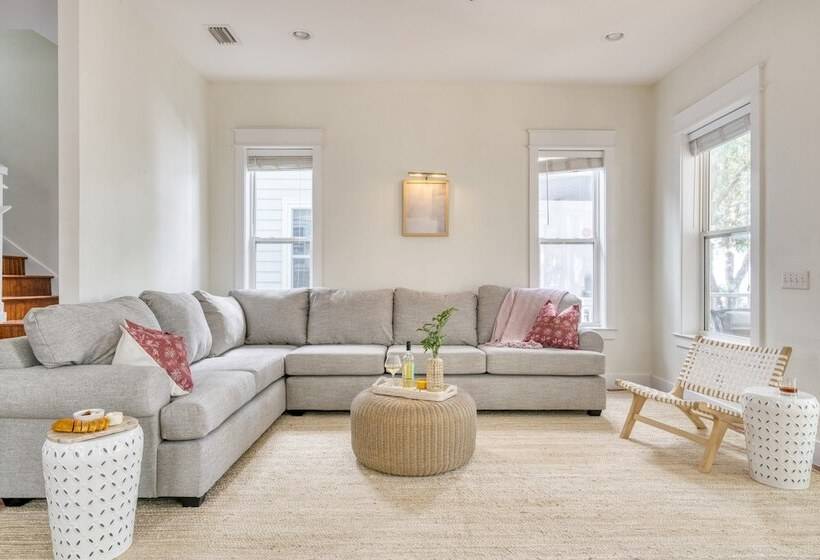 Bellview By Avantstay Gorgeous Home W/ Multiple Balconies & Living Areas