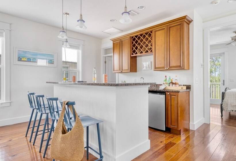 Bellview By Avantstay Gorgeous Home W/ Multiple Balconies & Living Areas