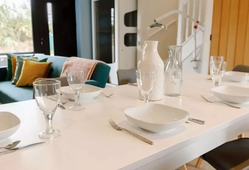 Fawn Cottage, Disabled Adapted 3 Bedroom Hot Tub