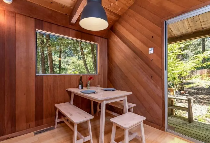 Forest Sea Cabin