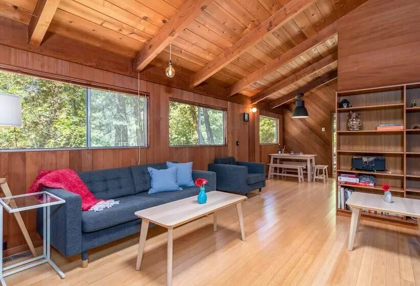 Forest Sea Cabin