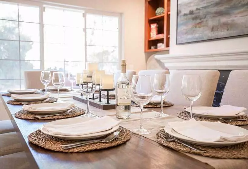 Grapevine By Avantstay Secluded 5br Villa 4 Acres Of Vineyards & Avo Groves!