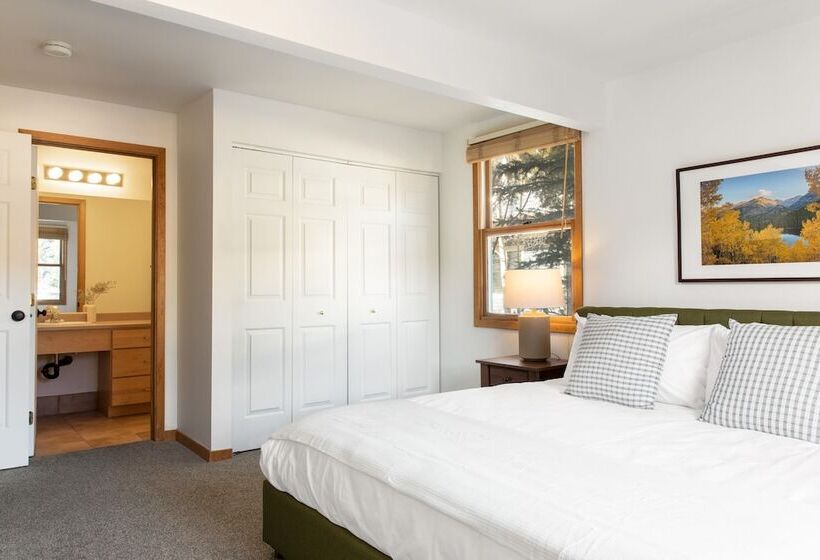 Holly By Avantstay In The Heart Of Breckenridge W/ Hot Tub, Game Room & Roof Top Patio