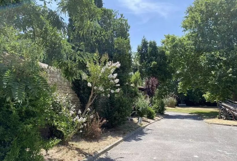 Hotelli Domaine De La Reynaude