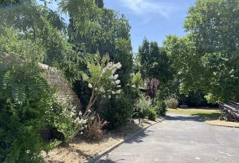 Hotelli Domaine De La Reynaude